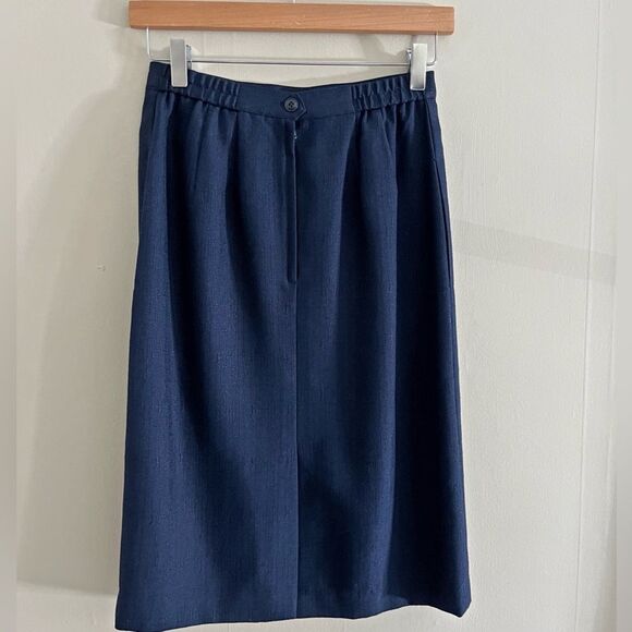 Vintage Kasper Navy White Skirt Suit Set Gold Buttons Blazer 80s Size 4 - Picture 13 of 15